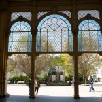 Marienbad, Schöne Fenster in Gusseisernen Kolonnade