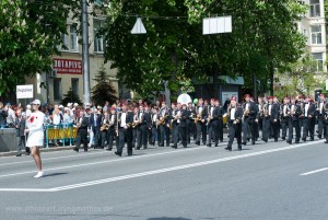 Parade eines Orchesters/Orchesterparade