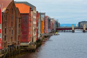 Trondheim, Norwegen, Sommerreise. Städte und Landschaften der Natur