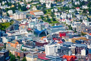 Tromso, Norwegen, Sommerreise. Städte und Landschaften der Natur