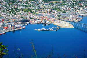 Tromso, Norwegen, Sommerreise. Städte und Landschaften der Natur
