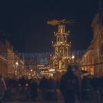 Lichter des Weihnachtsmarktes bei Nacht. Speyer 2024