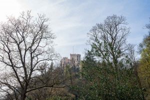 Schloss Stolzenfels im Frühling, Deutschland © photoArt Iryna Mathes
